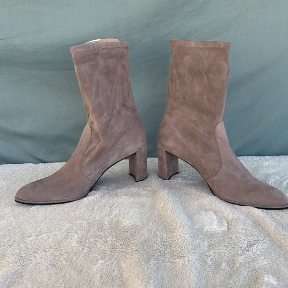 EUC Stuart Weitzman Yuliana 60 Stretch Suede Flannel Gray Boot Leather Size 9.5 - Picture 2 of 10